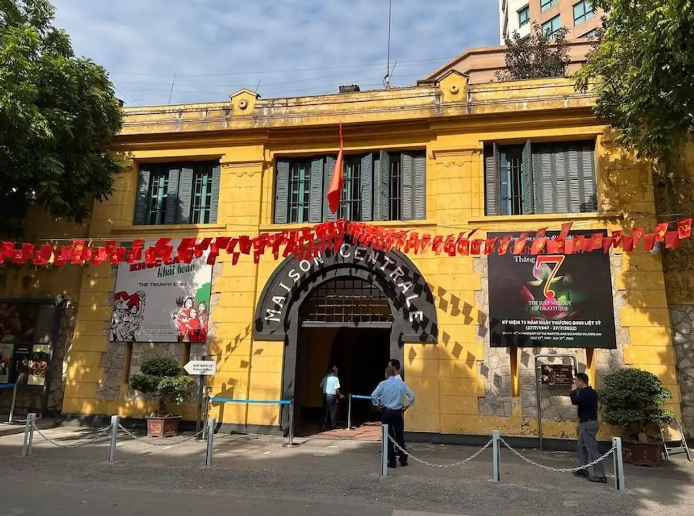 Hoa Lo Prison