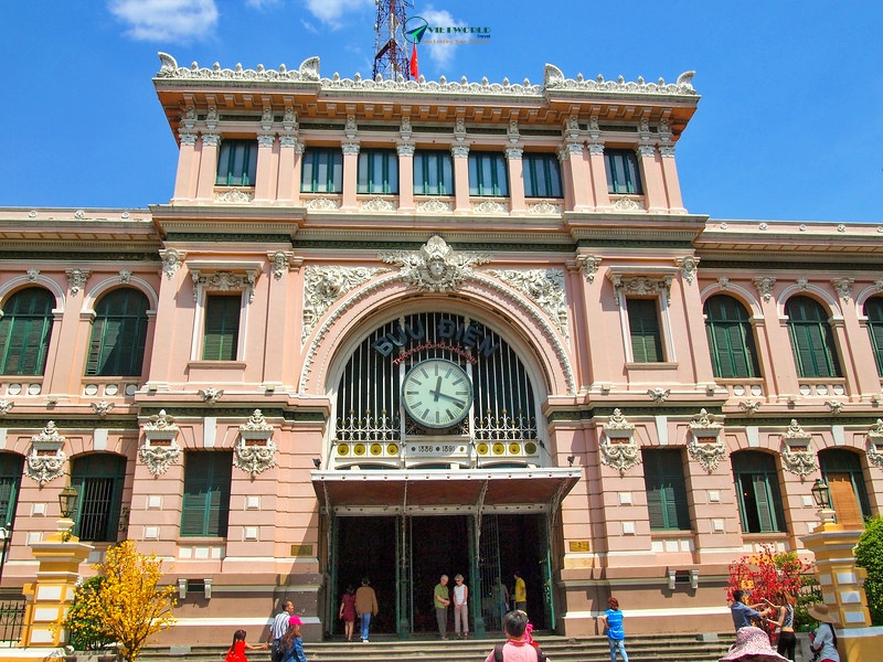 sai gon central post office